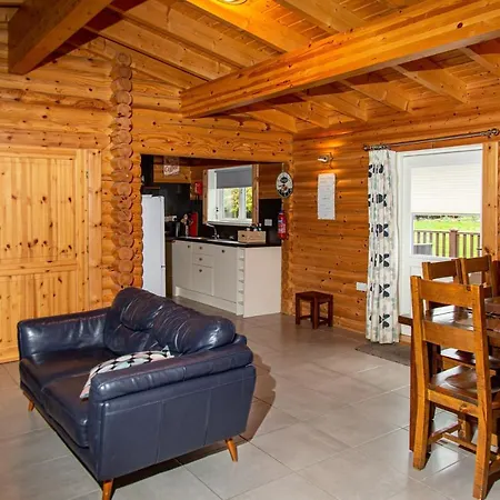 Dom wakacyjny Teal - Nordic Log With Private Hot Tub *